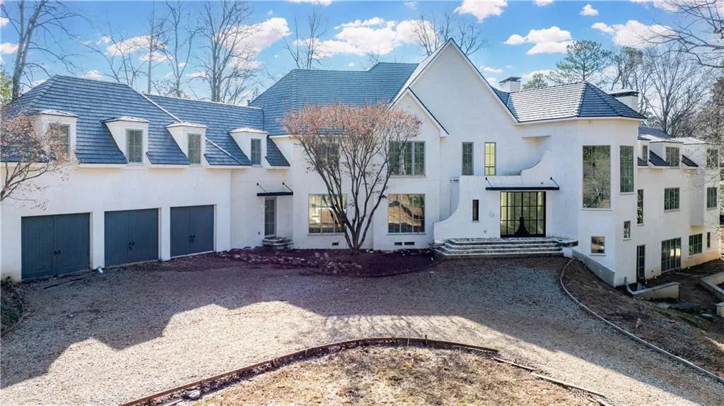 1890 W Paces Ferry Road Nw, Atlanta, Georgia 30327, 6 Bedrooms Bedrooms, ,7 BathroomsBathrooms,Residential,For Sale,1890 W Paces Ferry Road Nw,7503183
