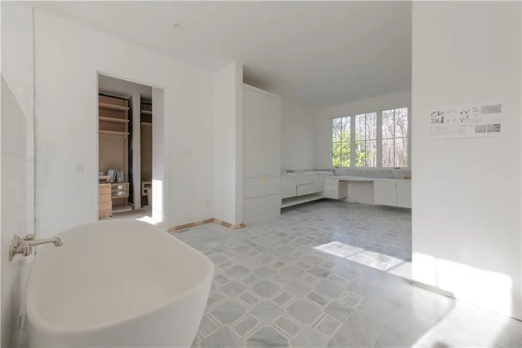 1890 W Paces Ferry Road Nw, Atlanta, Georgia 30327, 6 Bedrooms Bedrooms, ,7 BathroomsBathrooms,Residential,For Sale,1890 W Paces Ferry Road Nw,7503183
