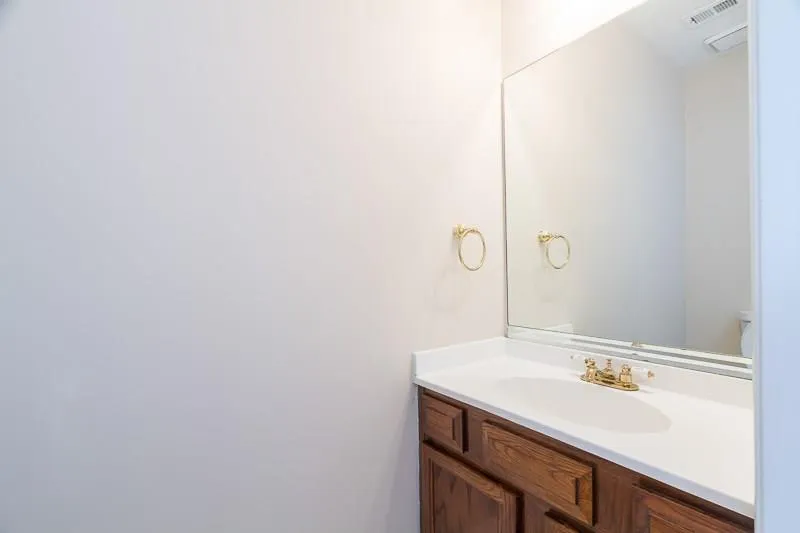 7500 Roswell Road Unit 23, Atlanta, Georgia 30350, 2 Bedrooms Bedrooms, ,2 BathroomsBathrooms,Residential,Sold,7500 Roswell Road Unit 23,5760934
