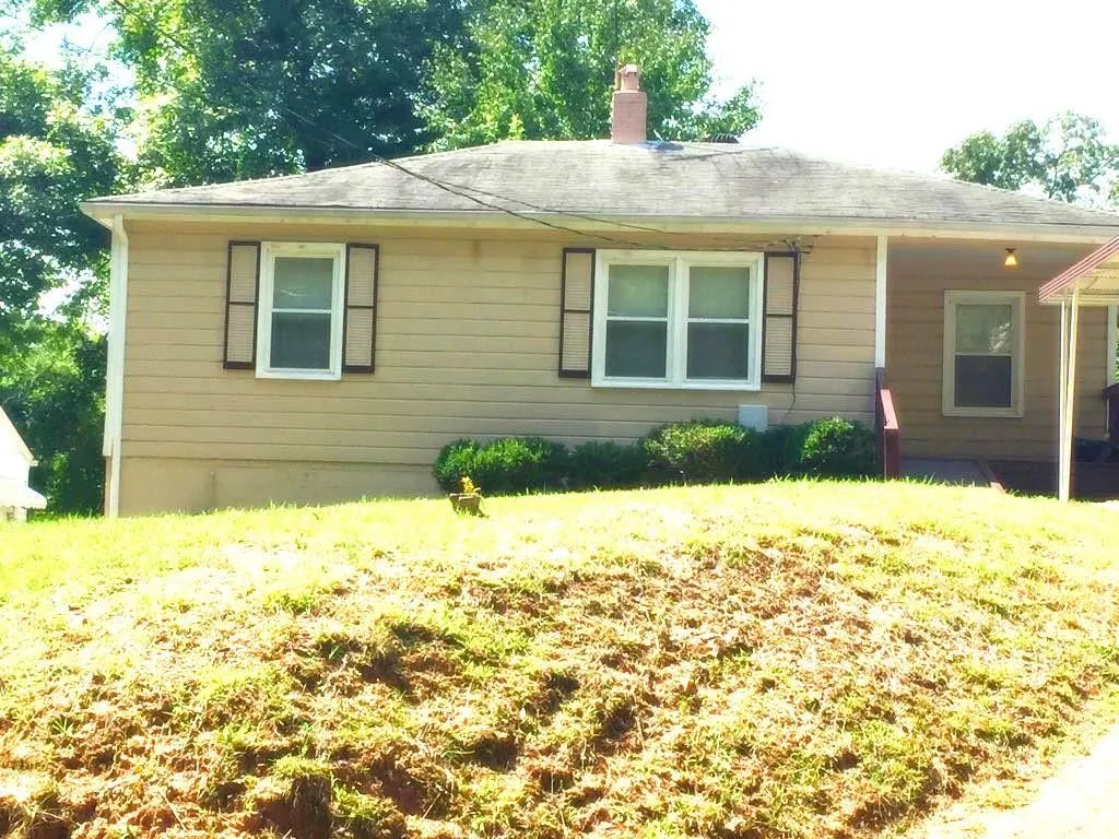 1836 Spring Avenue, Atlanta, Georgia 30318, 2 Bedrooms Bedrooms, ,1 BathroomBathrooms,Residential,Sold,1836 Spring Avenue,5583652 1836 Spring Avenue, Atlanta, Georgia 30318, 2 Bedrooms Bedrooms, ,1 BathroomBathrooms,Residential,Sold,1836 Spring Avenue,5583652