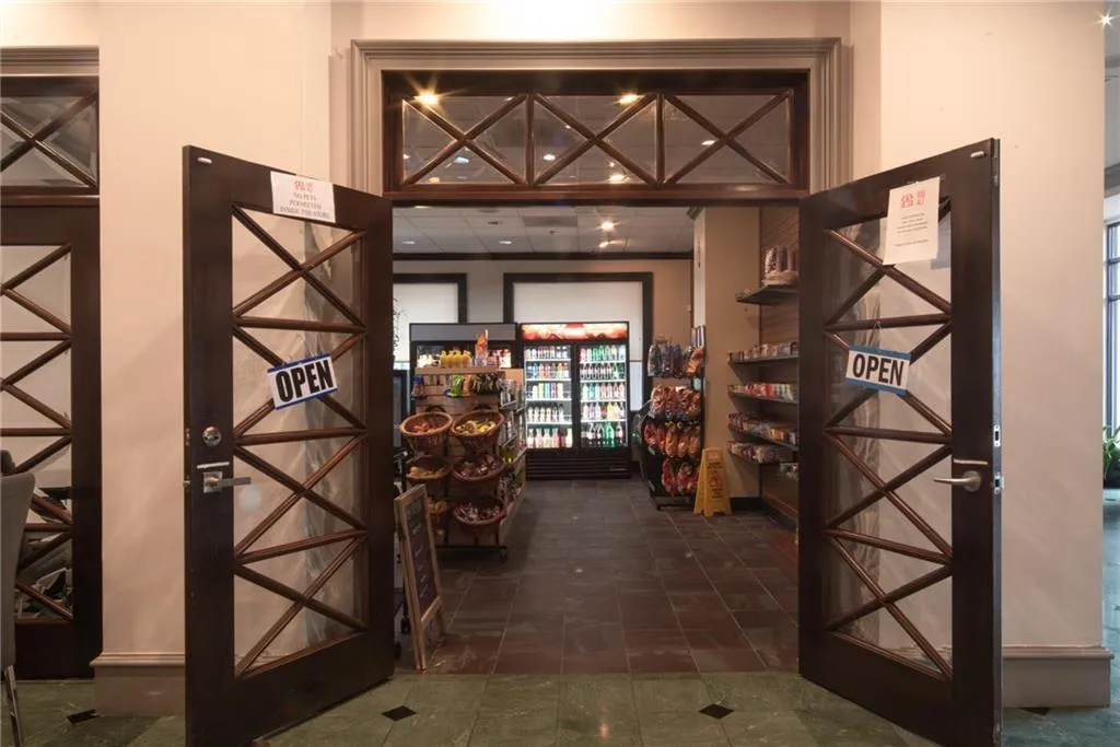 795 Hammond Drive Unit 2111, Sandy Springs, Georgia 30328, 1 Bedroom Bedrooms, ,1 BathroomBathrooms,Residential,Sold,795 Hammond Drive Unit 2111,6907282