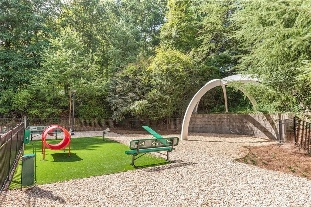 795 Hammond Drive Unit 2111, Sandy Springs, Georgia 30328, 1 Bedroom Bedrooms, ,1 BathroomBathrooms,Residential,Sold,795 Hammond Drive Unit 2111,6907282