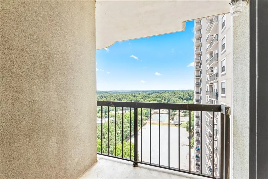 795 Hammond Drive Unit 2111, Sandy Springs, Georgia 30328, 1 Bedroom Bedrooms, ,1 BathroomBathrooms,Residential,Sold,795 Hammond Drive Unit 2111,6907282