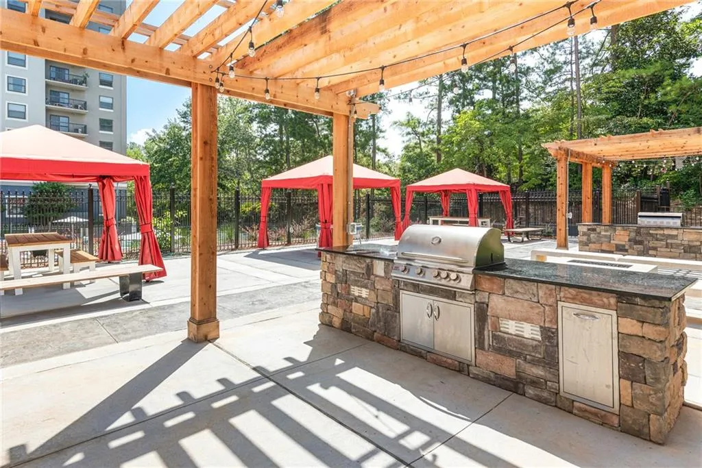 795 Hammond Drive Unit 2111, Sandy Springs, Georgia 30328, 1 Bedroom Bedrooms, ,1 BathroomBathrooms,Residential,Sold,795 Hammond Drive Unit 2111,6907282