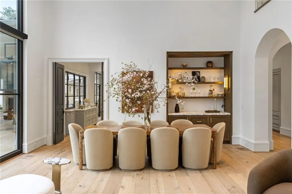 5245 Kenbrook Way, Sandy Springs, Georgia 30327, 6 Bedrooms Bedrooms, ,7 BathroomsBathrooms,Residential,For Sale,5245 Kenbrook Way,7715744