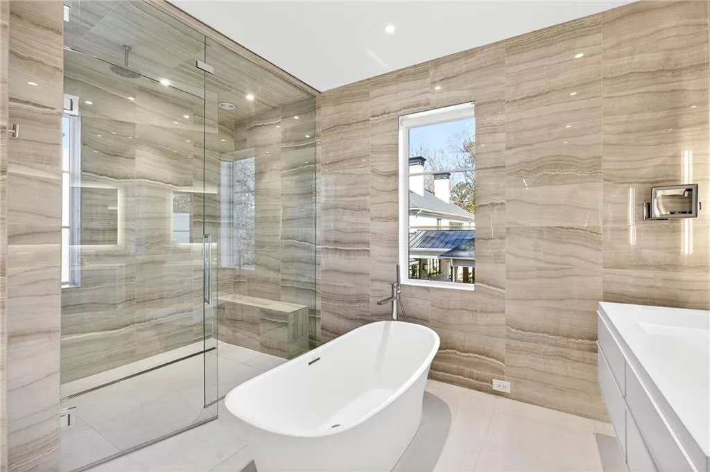 5245 Kenbrook Way, Sandy Springs, Georgia 30327, 6 Bedrooms Bedrooms, ,7 BathroomsBathrooms,Residential,For Sale,5245 Kenbrook Way,7715744