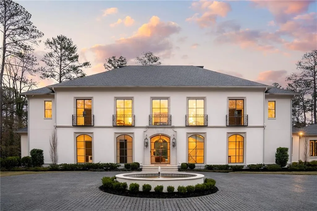 5245 Kenbrook Way, Sandy Springs, Georgia 30327, 6 Bedrooms Bedrooms, ,7 BathroomsBathrooms,Residential,For Sale,5245 Kenbrook Way,7715744