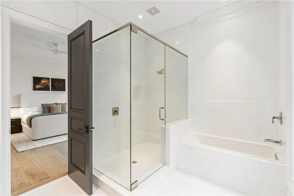 5245 Kenbrook Way, Sandy Springs, Georgia 30327, 6 Bedrooms Bedrooms, ,7 BathroomsBathrooms,Residential,For Sale,5245 Kenbrook Way,7715744