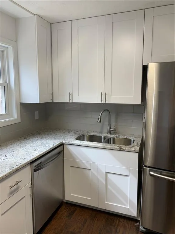 360 Winding River Drive Unit G, Sandy Springs, Georgia 30350, 2 Bedrooms Bedrooms, ,2 BathroomsBathrooms,Residential,Sold,360 Winding River Drive Unit G,6684667