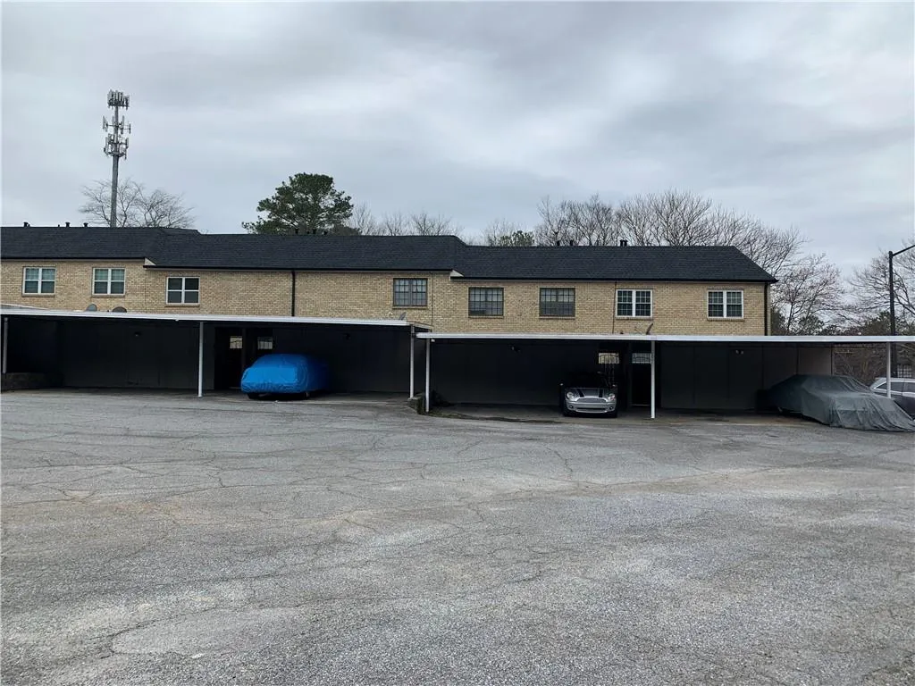 360 Winding River Drive Unit G, Sandy Springs, Georgia 30350, 2 Bedrooms Bedrooms, ,2 BathroomsBathrooms,Residential,Sold,360 Winding River Drive Unit G,6684667