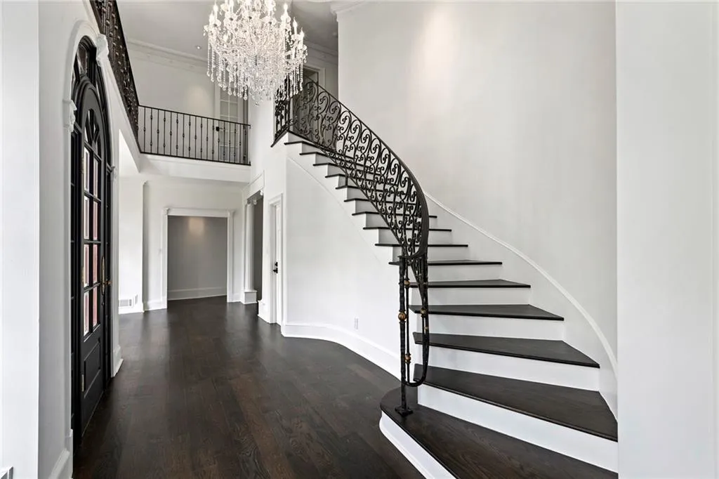 9190 Huntcliff Trace, Atlanta, Georgia 30350, 4 Bedrooms Bedrooms, ,3 BathroomsBathrooms,Residential,Sold,9190 Huntcliff Trace,6514006