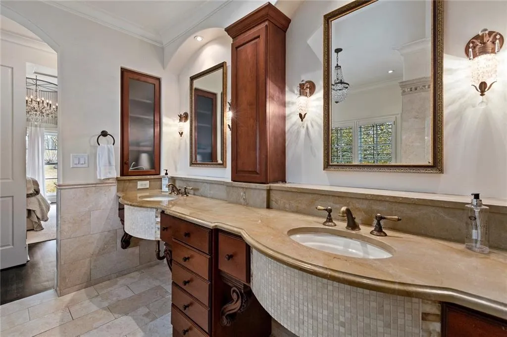 9190 Huntcliff Trace, Atlanta, Georgia 30350, 4 Bedrooms Bedrooms, ,3 BathroomsBathrooms,Residential,Sold,9190 Huntcliff Trace,6514006
