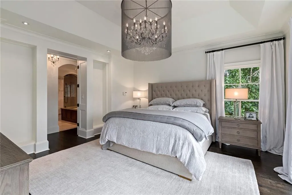 9190 Huntcliff Trace, Atlanta, Georgia 30350, 4 Bedrooms Bedrooms, ,3 BathroomsBathrooms,Residential,Sold,9190 Huntcliff Trace,6514006