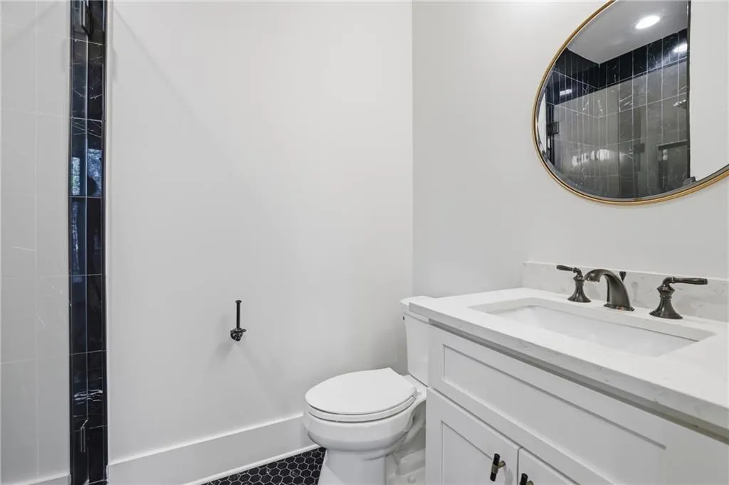 773 Lenox Lane, Atlanta, Georgia 30324, 4 Bedrooms Bedrooms, 0 ,4 BathroomsBathrooms,Residential,For Sale,773 Lenox Lane,7746577