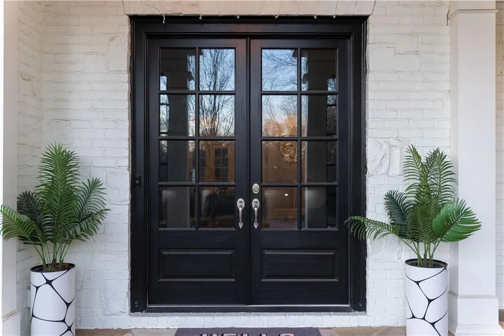 980 Fenimore Circle, Sandy Springs, Georgia 30350, 5 Bedrooms Bedrooms, ,6 BathroomsBathrooms,Residential,For Sale,980 Fenimore Circle,7719927