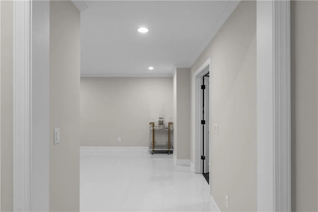 980 Fenimore Circle, Sandy Springs, Georgia 30350, 5 Bedrooms Bedrooms, ,6 BathroomsBathrooms,Residential,For Sale,980 Fenimore Circle,7719927