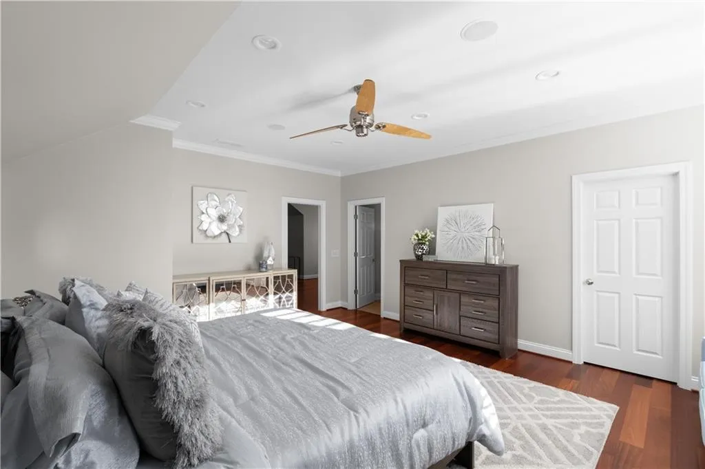 980 Fenimore Circle, Sandy Springs, Georgia 30350, 5 Bedrooms Bedrooms, ,6 BathroomsBathrooms,Residential,For Sale,980 Fenimore Circle,7719927