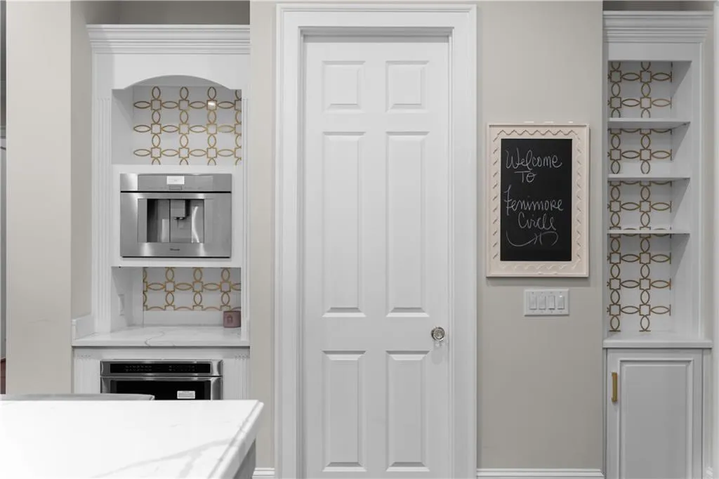 980 Fenimore Circle, Sandy Springs, Georgia 30350, 5 Bedrooms Bedrooms, ,6 BathroomsBathrooms,Residential,For Sale,980 Fenimore Circle,7719927