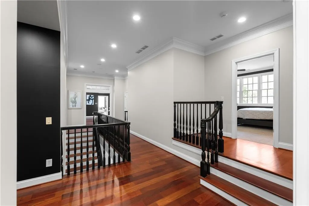 980 Fenimore Circle, Sandy Springs, Georgia 30350, 5 Bedrooms Bedrooms, ,6 BathroomsBathrooms,Residential,For Sale,980 Fenimore Circle,7719927