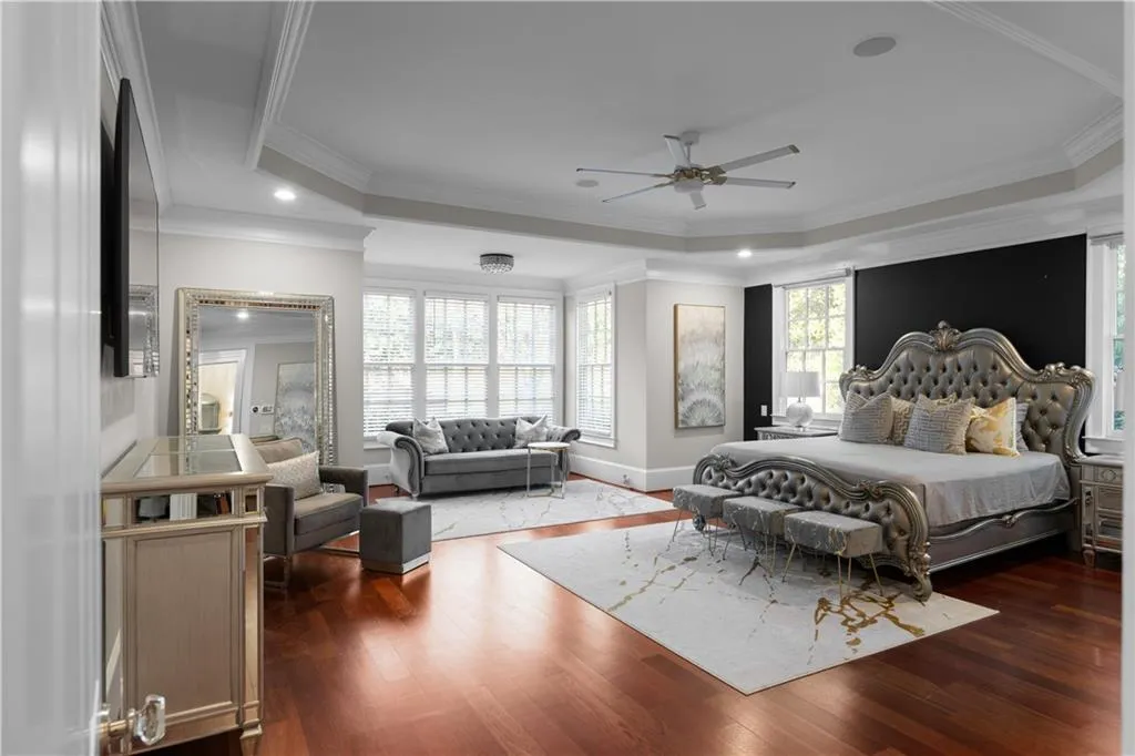 980 Fenimore Circle, Sandy Springs, Georgia 30350, 5 Bedrooms Bedrooms, ,6 BathroomsBathrooms,Residential,For Sale,980 Fenimore Circle,7719927