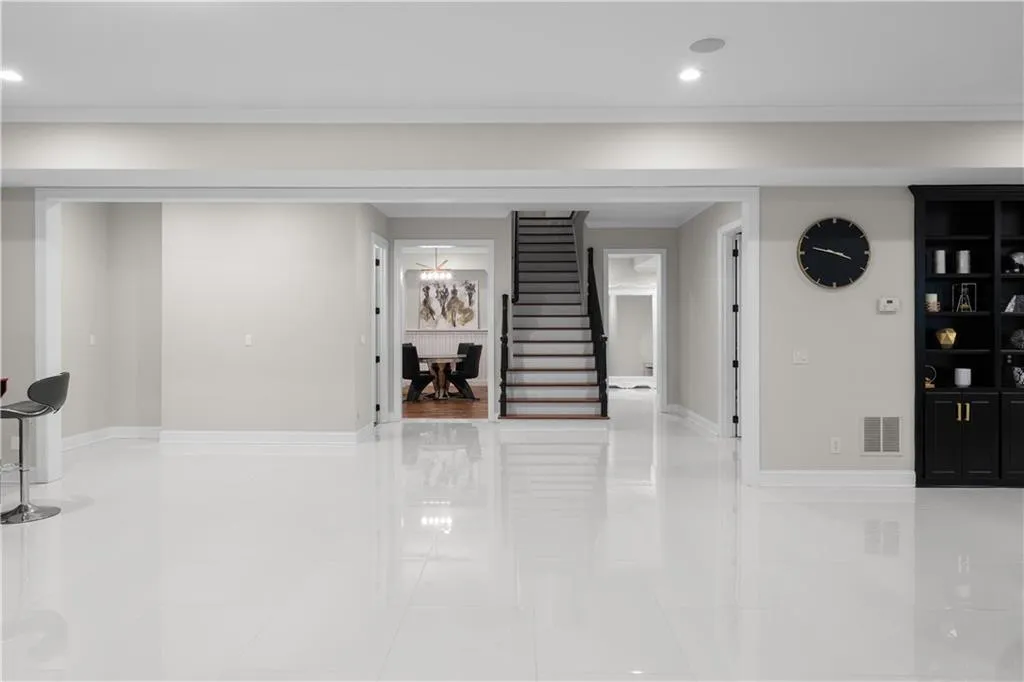 980 Fenimore Circle, Sandy Springs, Georgia 30350, 5 Bedrooms Bedrooms, ,6 BathroomsBathrooms,Residential,For Sale,980 Fenimore Circle,7719927