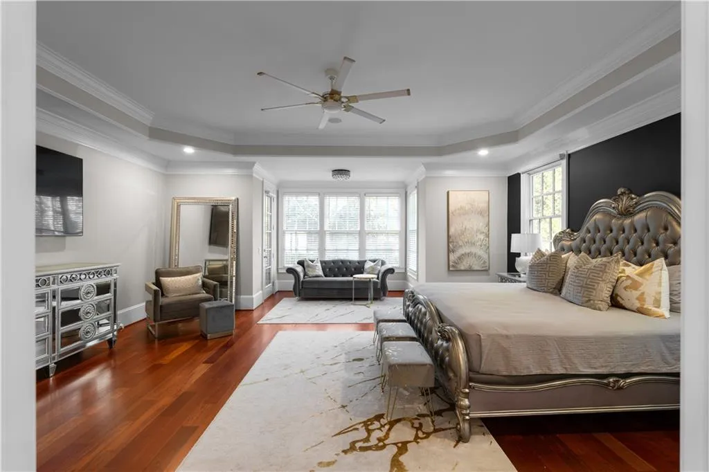 980 Fenimore Circle, Sandy Springs, Georgia 30350, 5 Bedrooms Bedrooms, ,6 BathroomsBathrooms,Residential,For Sale,980 Fenimore Circle,7719927