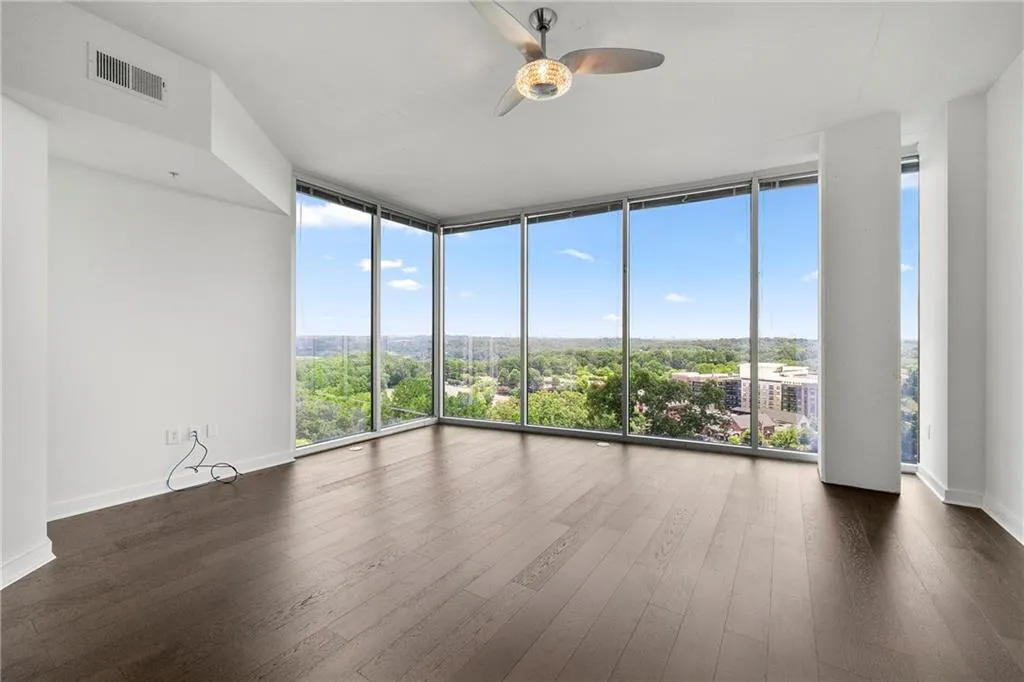 3300 Windy Ridge Parkway Se Unit 1110, Atlanta, Georgia 30339, 2 Bedrooms Bedrooms, ,2 BathroomsBathrooms,Residential,For Sale,3300 Windy Ridge Parkway Se Unit 1110,7630890