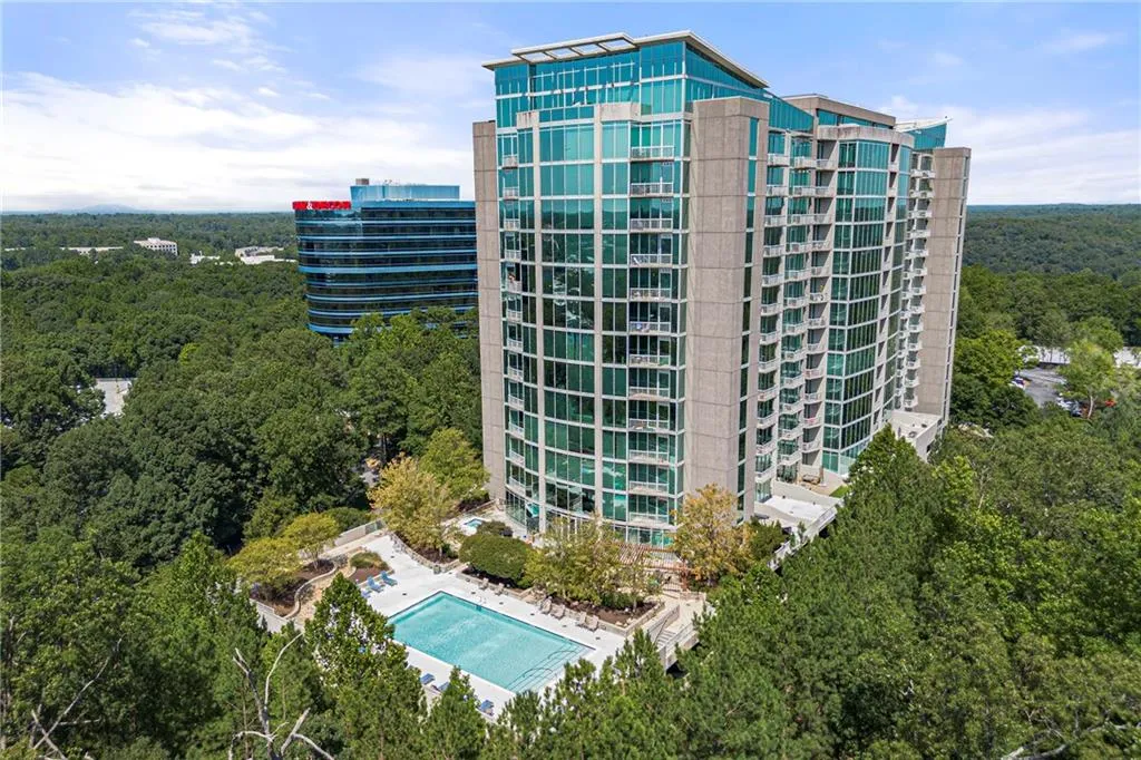 3300 Windy Ridge Parkway Se Unit 1110, Atlanta, Georgia 30339, 2 Bedrooms Bedrooms, ,2 BathroomsBathrooms,Residential,For Sale,3300 Windy Ridge Parkway Se Unit 1110,7630890