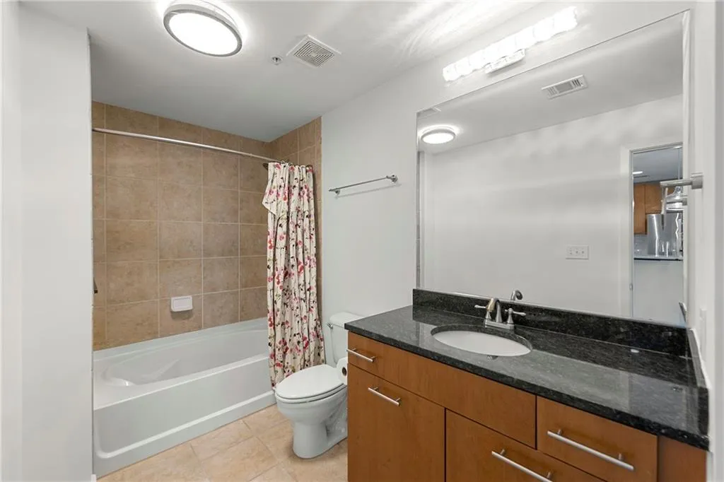 3300 Windy Ridge Parkway Se Unit 1110, Atlanta, Georgia 30339, 2 Bedrooms Bedrooms, ,2 BathroomsBathrooms,Residential,For Sale,3300 Windy Ridge Parkway Se Unit 1110,7630890