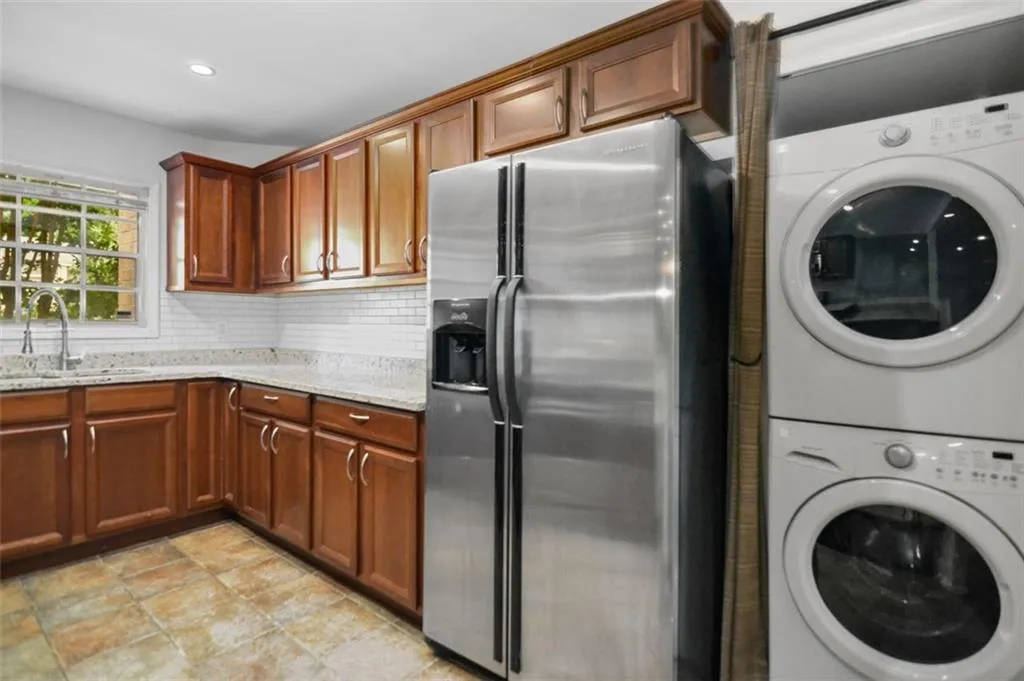 5400 Roswell Road Unit L8, Atlanta, Georgia 30342, 2 Bedrooms Bedrooms, ,2 BathroomsBathrooms,Residential,Sold,5400 Roswell Road Unit L8,7066120