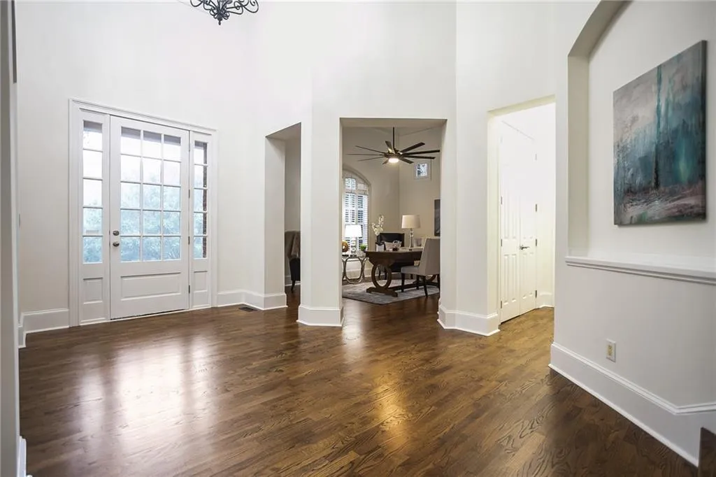 710 Lake Summit Drive, Atlanta, Georgia 30342, 5 Bedrooms Bedrooms, ,4 BathroomsBathrooms,Residential,Sold,710 Lake Summit Drive,6909162