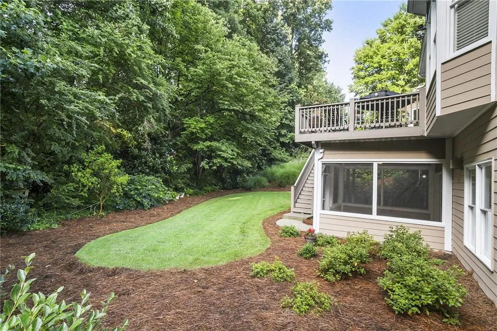710 Lake Summit Drive, Atlanta, Georgia 30342, 5 Bedrooms Bedrooms, ,4 BathroomsBathrooms,Residential,Sold,710 Lake Summit Drive,6909162