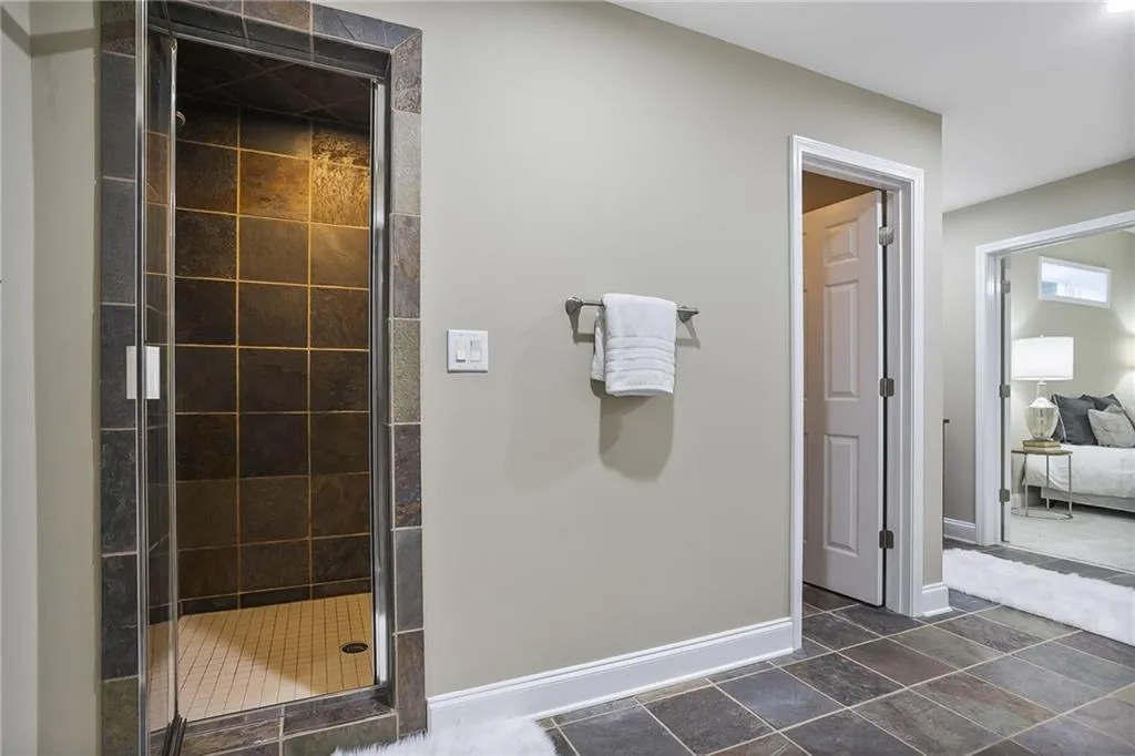 710 Lake Summit Drive, Atlanta, Georgia 30342, 5 Bedrooms Bedrooms, ,4 BathroomsBathrooms,Residential,Sold,710 Lake Summit Drive,6909162