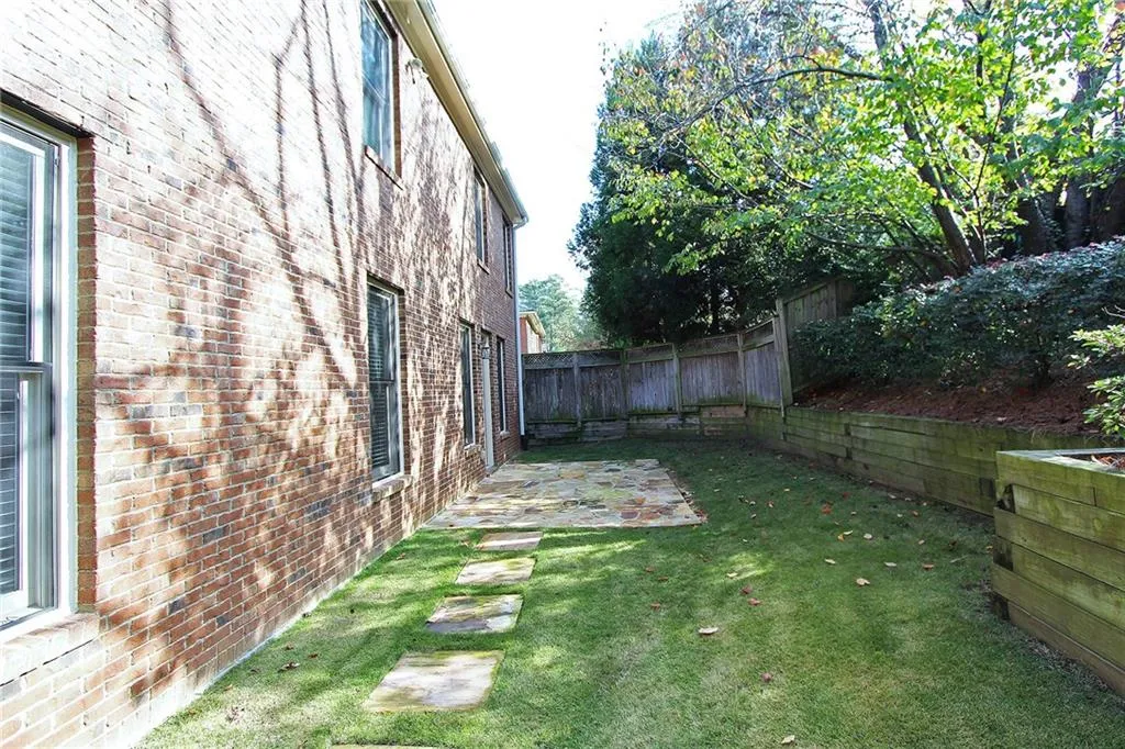 233 Mount Vernon Cove, Atlanta, Georgia 30328, 4 Bedrooms Bedrooms, ,4 BathroomsBathrooms,Residential,Sold,233 Mount Vernon Cove,5934248