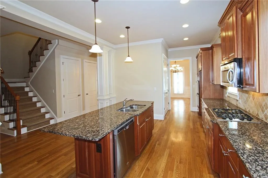 233 Mount Vernon Cove, Atlanta, Georgia 30328, 4 Bedrooms Bedrooms, ,4 BathroomsBathrooms,Residential,Sold,233 Mount Vernon Cove,5934248
