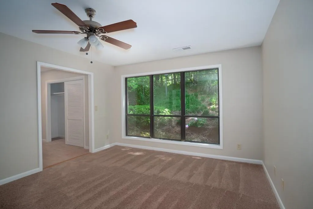 9380 Huntcliff Trace, Sandy Springs, Georgia 30350, 3 Bedrooms Bedrooms, ,2 BathroomsBathrooms,Residential,Sold,9380 Huntcliff Trace,6546883
