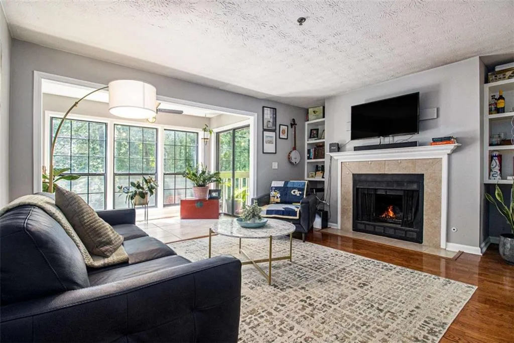 4556 Vinings Central Trace Se Unit 67, Atlanta, Georgia 30339, 1 Bedroom Bedrooms, ,1 BathroomBathrooms,Residential,For Sale,4556 Vinings Central Trace Se Unit 67,7610412