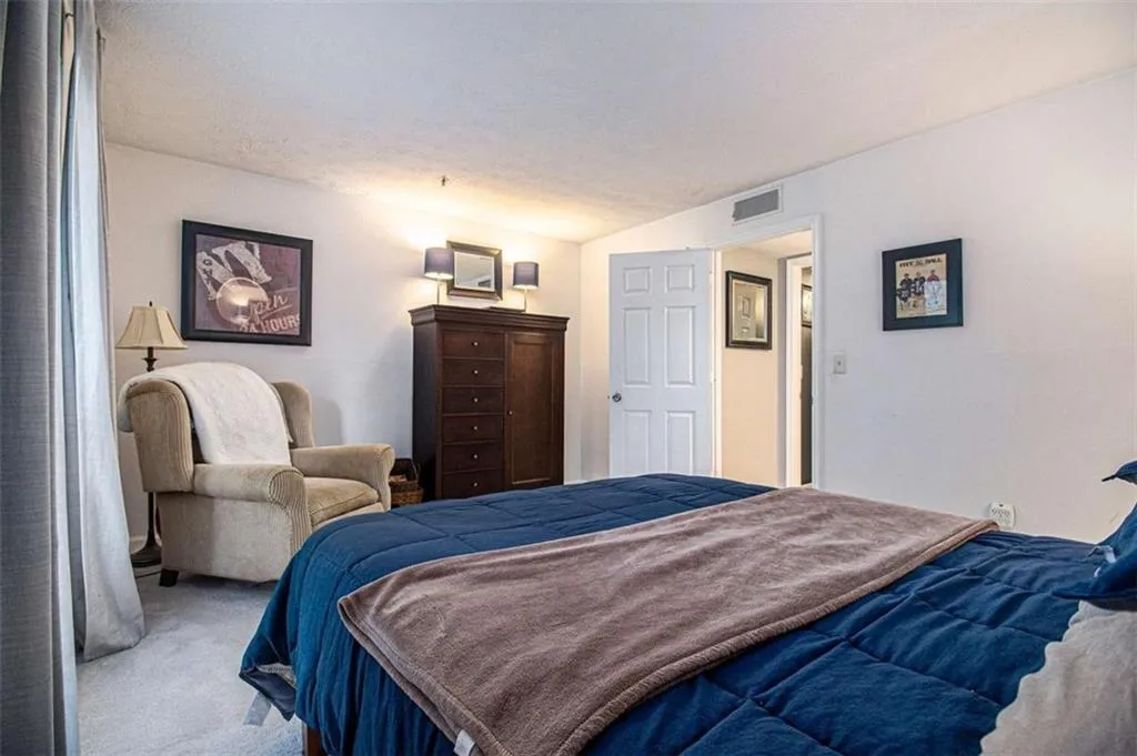 4556 Vinings Central Trace Se Unit 67, Atlanta, Georgia 30339, 1 Bedroom Bedrooms, ,1 BathroomBathrooms,Residential,For Sale,4556 Vinings Central Trace Se Unit 67,7610412