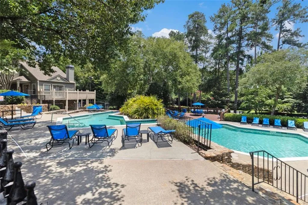 4556 Vinings Central Trace Se Unit 67, Atlanta, Georgia 30339, 1 Bedroom Bedrooms, ,1 BathroomBathrooms,Residential,For Sale,4556 Vinings Central Trace Se Unit 67,7610412