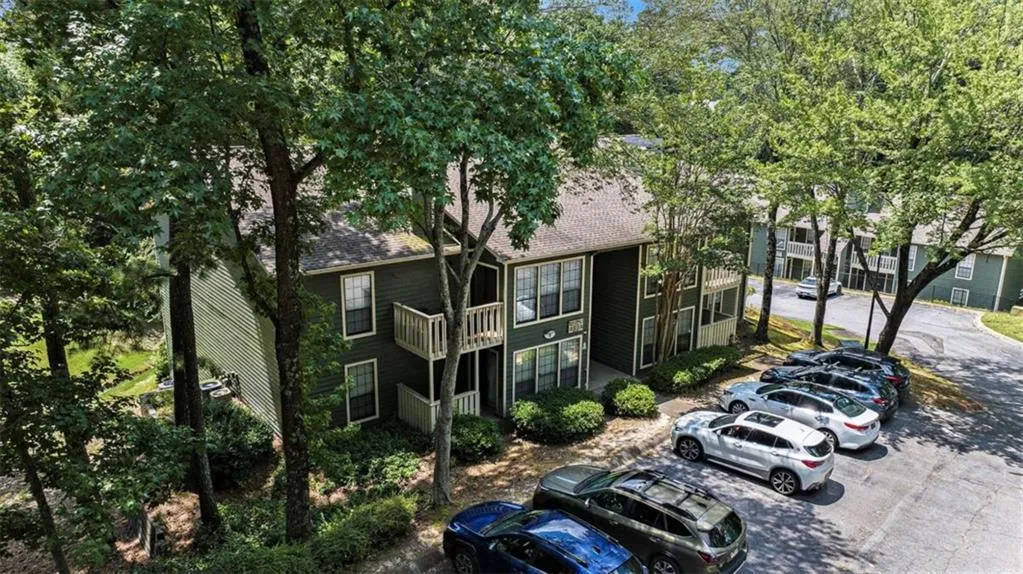 4556 Vinings Central Trace Se Unit 67, Atlanta, Georgia 30339, 1 Bedroom Bedrooms, ,1 BathroomBathrooms,Residential,For Sale,4556 Vinings Central Trace Se Unit 67,7610412
