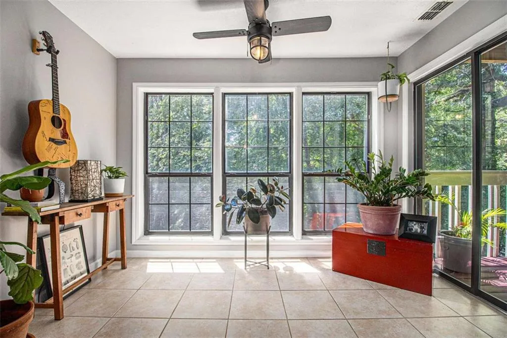 4556 Vinings Central Trace Se Unit 67, Atlanta, Georgia 30339, 1 Bedroom Bedrooms, ,1 BathroomBathrooms,Residential,For Sale,4556 Vinings Central Trace Se Unit 67,7610412