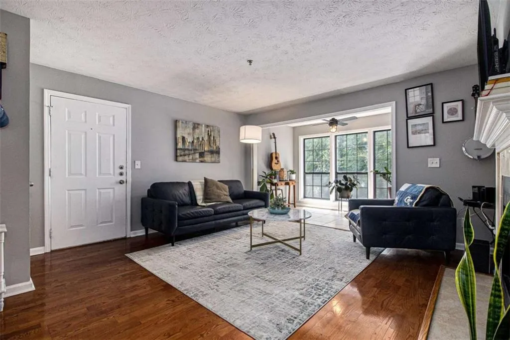 4556 Vinings Central Trace Se Unit 67, Atlanta, Georgia 30339, 1 Bedroom Bedrooms, ,1 BathroomBathrooms,Residential,For Sale,4556 Vinings Central Trace Se Unit 67,7610412
