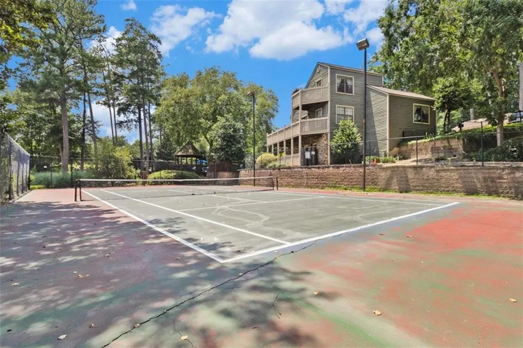 4556 Vinings Central Trace Se Unit 67, Atlanta, Georgia 30339, 1 Bedroom Bedrooms, ,1 BathroomBathrooms,Residential,For Sale,4556 Vinings Central Trace Se Unit 67,7610412