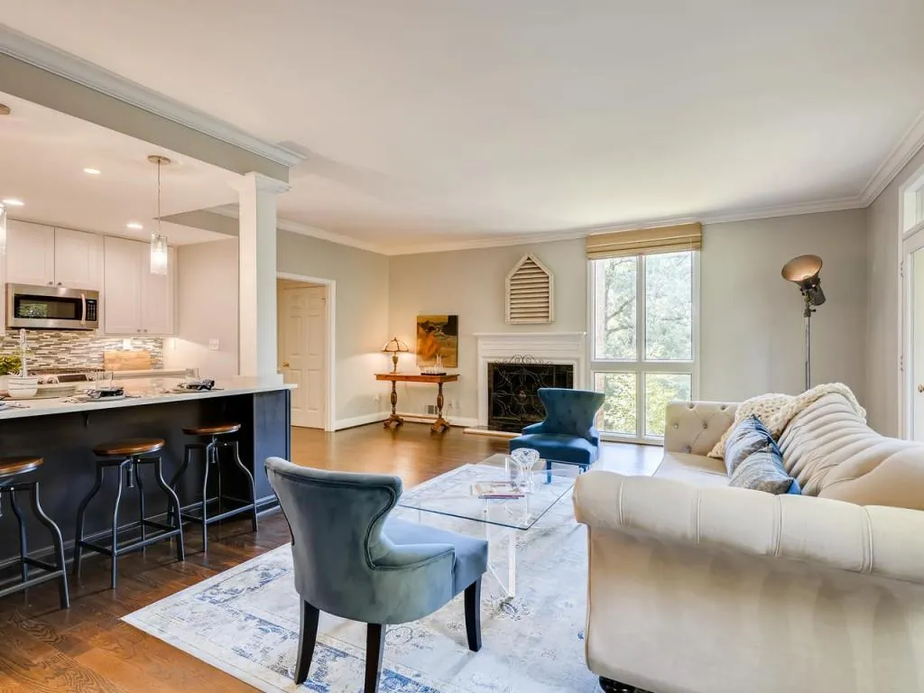 71 Willow Glen Ne Unit 71, Atlanta, Georgia 30342, 4 Bedrooms Bedrooms, ,4 BathroomsBathrooms,Residential,Sold,71 Willow Glen Ne Unit 71,6599513