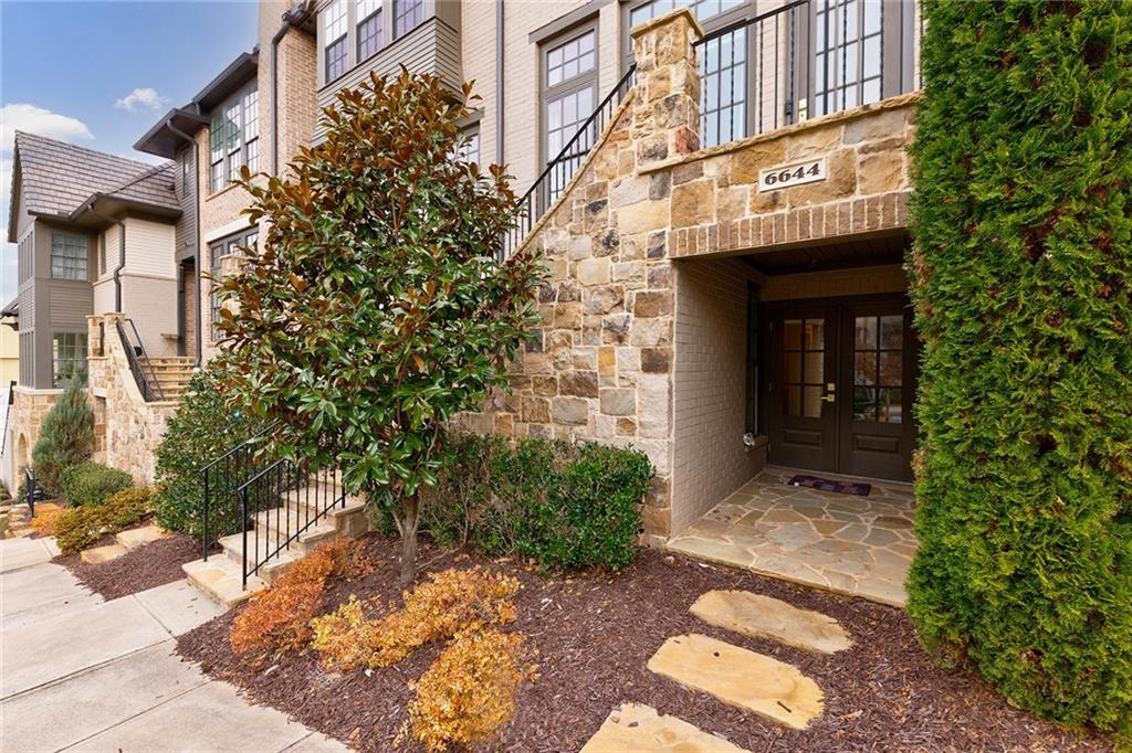 6644 Cadence Boulevard, Sandy Springs, Georgia 30328, 4 Bedrooms Bedrooms, ,4 BathroomsBathrooms,Residential,Sold,6644 Cadence Boulevard,7319998