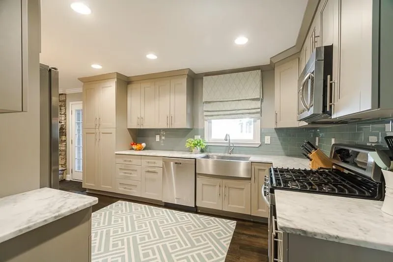 450 Windsor Parkway, Atlanta, Georgia 30342, 4 Bedrooms Bedrooms, ,3 BathroomsBathrooms,Residential,Sold,450 Windsor Parkway,5763563