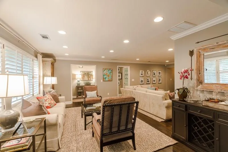 450 Windsor Parkway, Atlanta, Georgia 30342, 4 Bedrooms Bedrooms, ,3 BathroomsBathrooms,Residential,Sold,450 Windsor Parkway,5763563