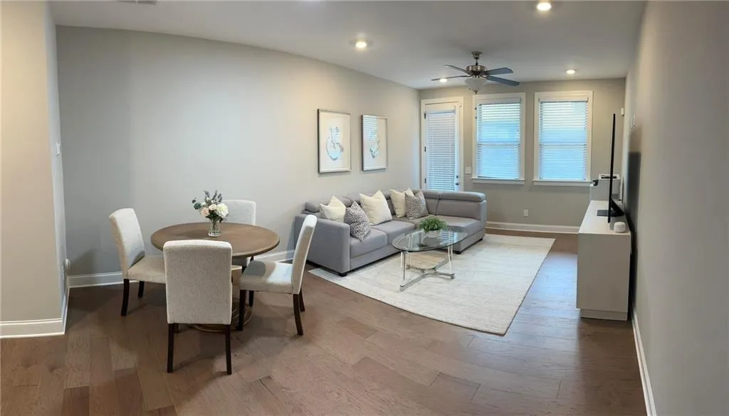 2676 Caruso Way, Atlanta, Georgia 30339, 3 Bedrooms Bedrooms, ,3 BathroomsBathrooms,Residential,For Sale,2676 Caruso Way,7641575