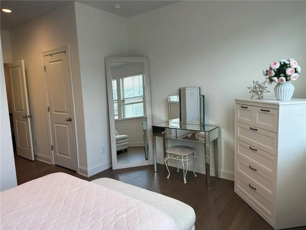 2676 Caruso Way, Atlanta, Georgia 30339, 3 Bedrooms Bedrooms, ,3 BathroomsBathrooms,Residential,For Sale,2676 Caruso Way,7641575