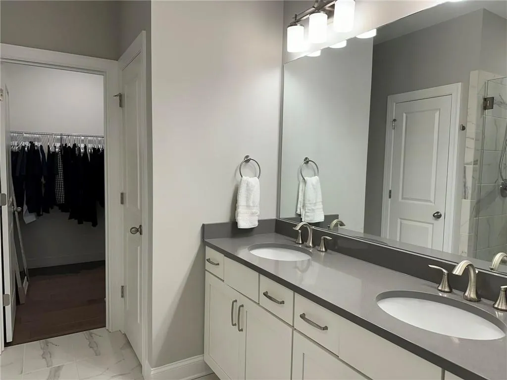 2676 Caruso Way, Atlanta, Georgia 30339, 3 Bedrooms Bedrooms, ,3 BathroomsBathrooms,Residential,For Sale,2676 Caruso Way,7641575